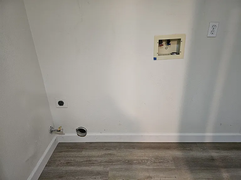 2220 Chanticleer Ave #3 — Photo 17
