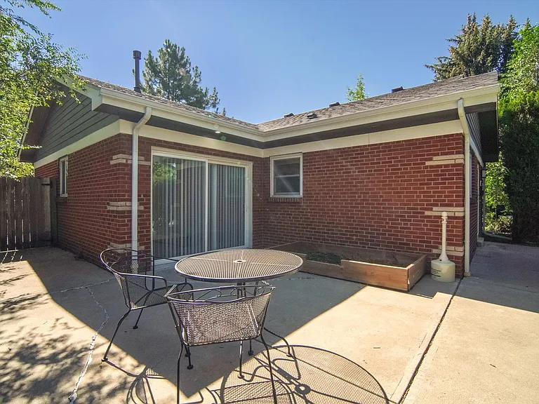6370 Quay St — Photo 33