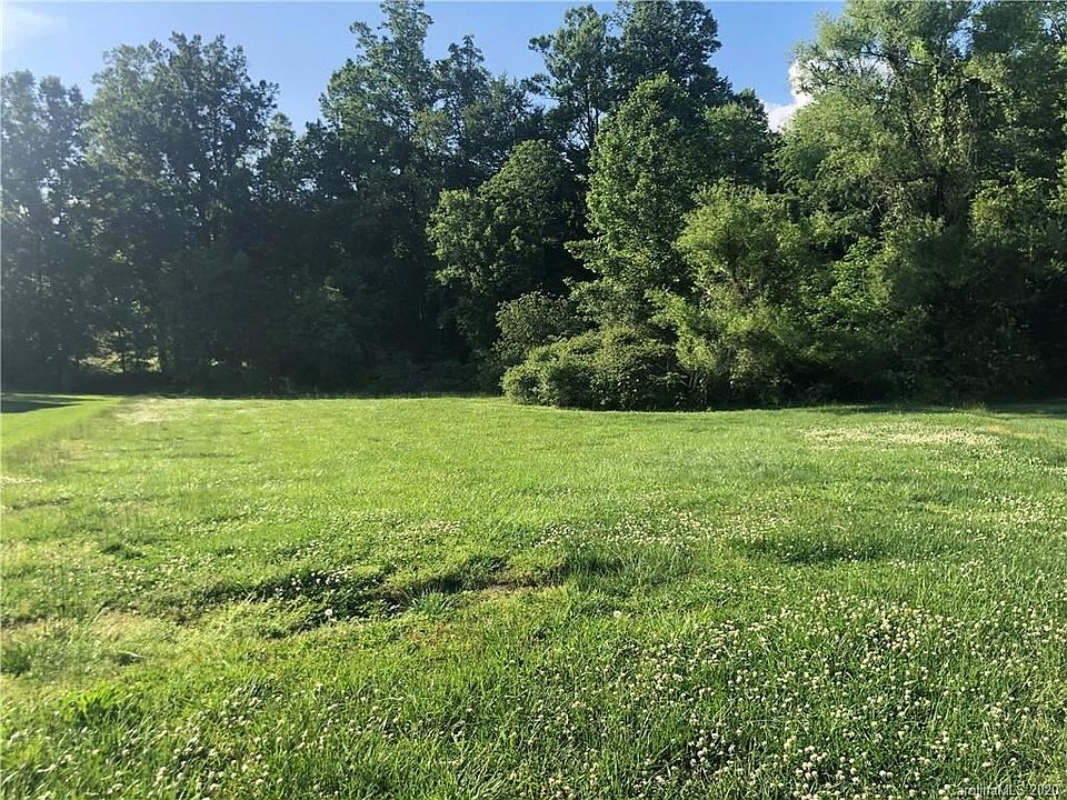 2nd image of 2088 E Winds Ave
