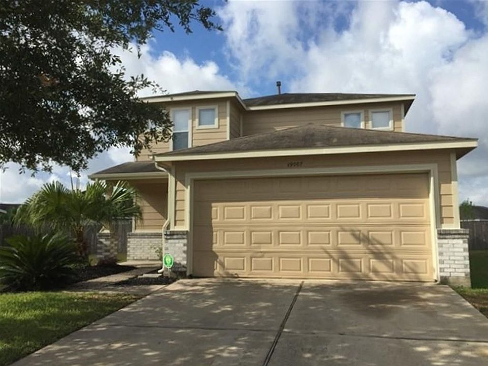 1st image of 19007 Sunburst View Dr