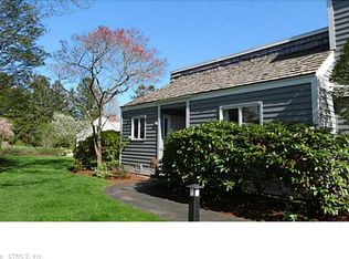 17 Castle Rock, Branford, CT 06405
