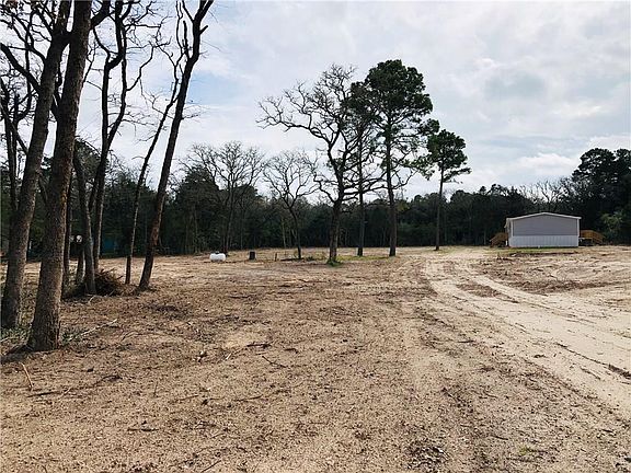 3rd image of 1327 Old Highway 20 #A