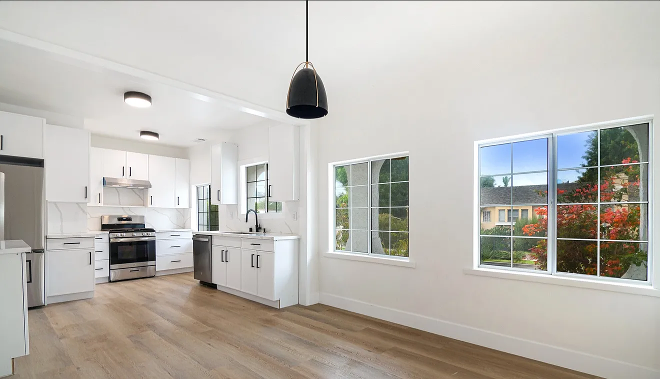 6686 Drexel Ave — Photo 2