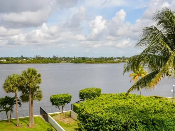 2784 S Ocean Blvd APT 405, Palm Beach, FL 33480