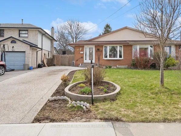57 Elora Dr, Hamilton, ON L9C 6T4