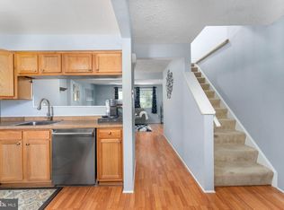 1684 Thenia Pl, Woodbridge, VA 22192