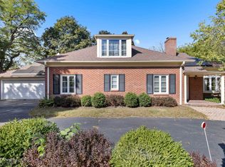 2020 Glenview Rd, Rockford, IL 61107