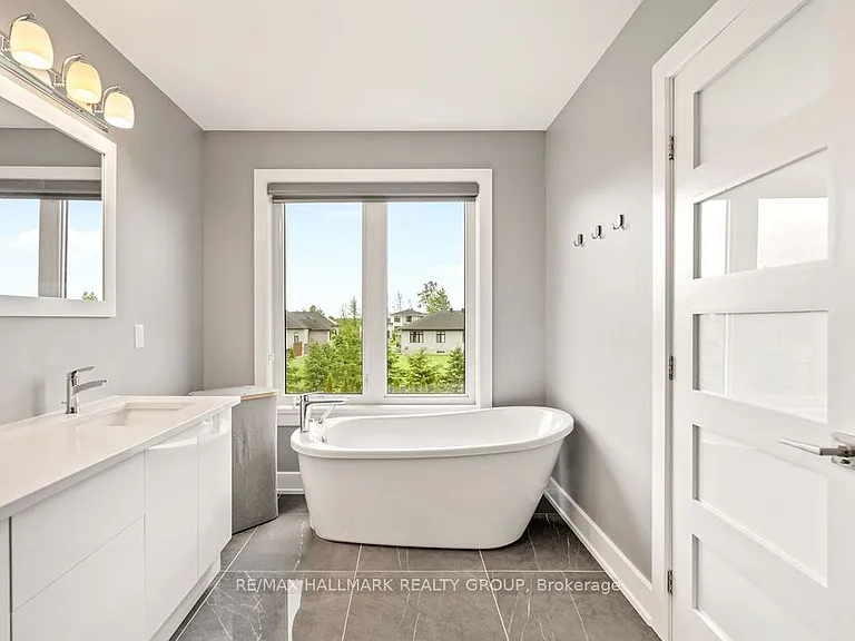 1575 Rangeland Ave — Photo 30