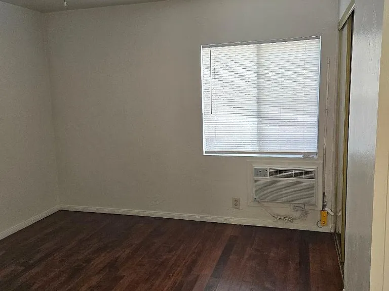 3576 Grim Ave #3576 — Photo 8