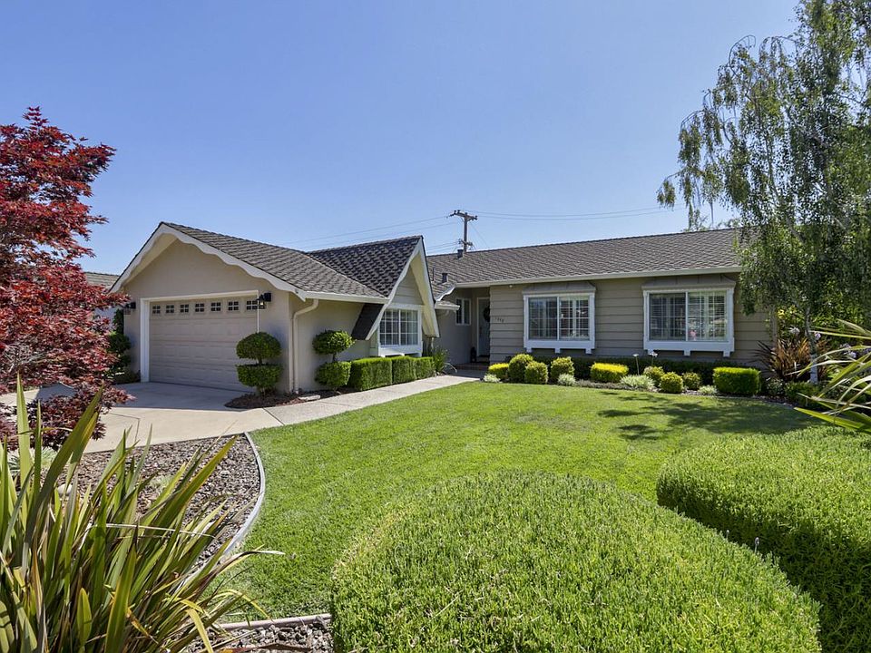 1st image of 1448 Kintyre Way