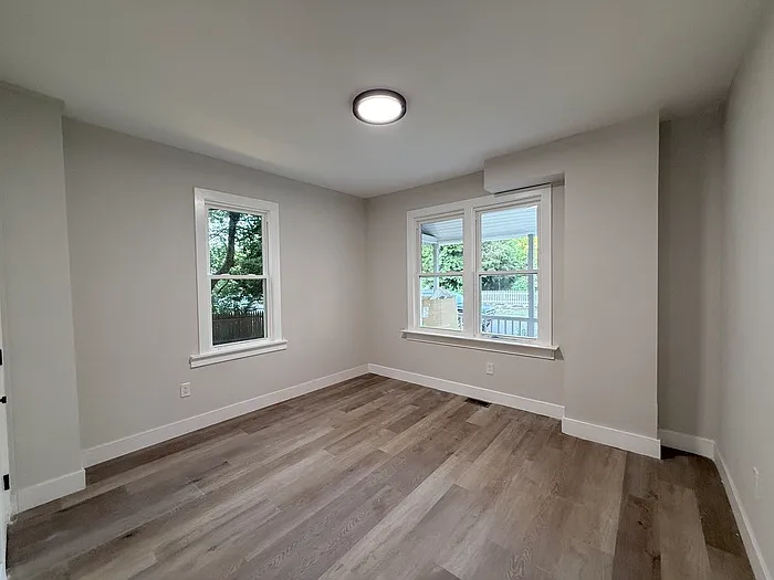 612 Spruce St — Photo 7