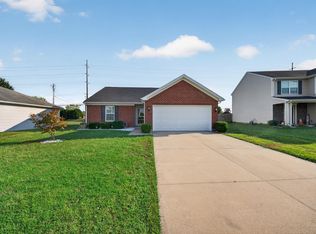 817 Candlestick Ct, Evansville, IN 47725