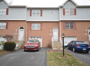 2608 Hawthorne Dr, Oakdale, PA 15071