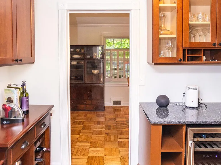 1207 N Livingston St — Photo 16