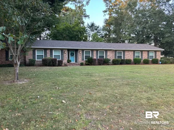 103 Fairway Dr, Brewton, AL 36426