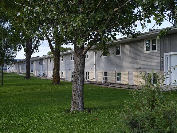 2nd image of 606 11th Ave SW APT 4