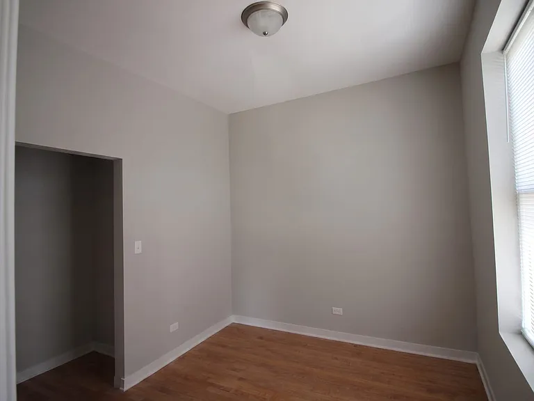 4208 N Milwaukee Ave #2R — Photo 10