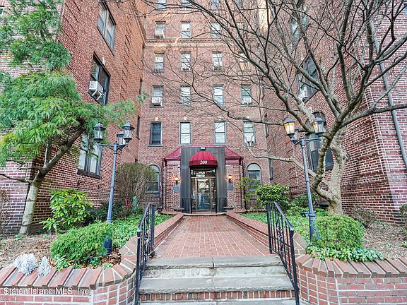 2nd image of 200 Hart Blvd APT 1H