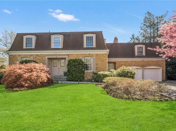 424 Monterey Avenue, Pelham, NY 10803