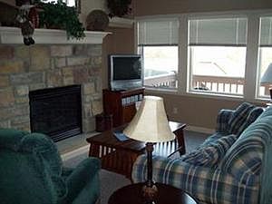 3rd image of 8022 Canterbury Dr #8022