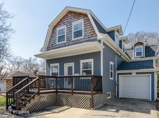 3 Division St, Algonquin, IL 60102