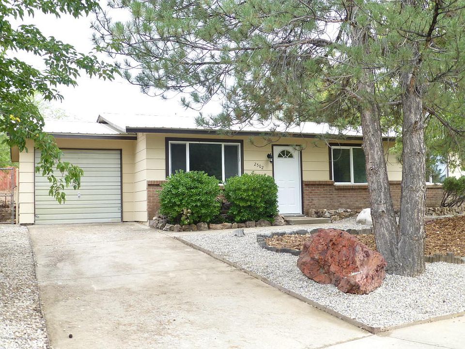1st image of 2502 Edgecliff Dr