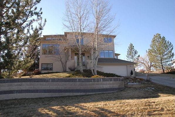 Custom Home .37 acre
