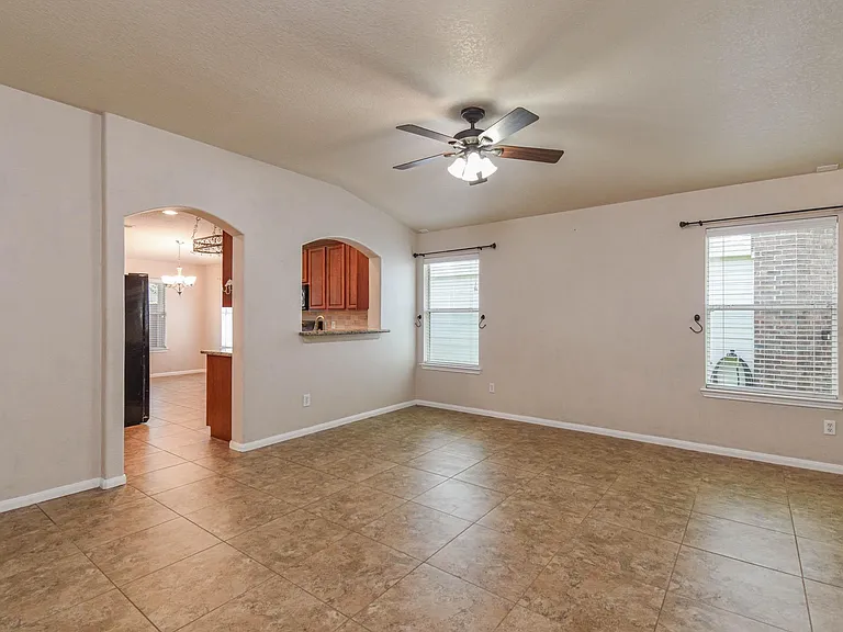 20210 Ribbonwood Point Ct — Photo 4