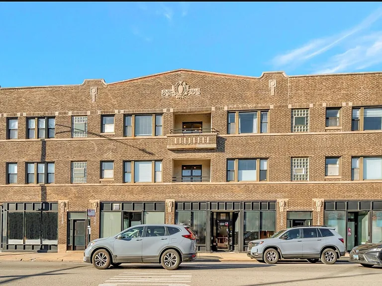 1340 W Irving Park Rd #3 — Photo 33