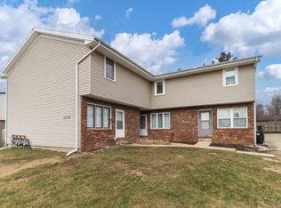 1502 Hancock Dr APT B, Normal, IL 61761