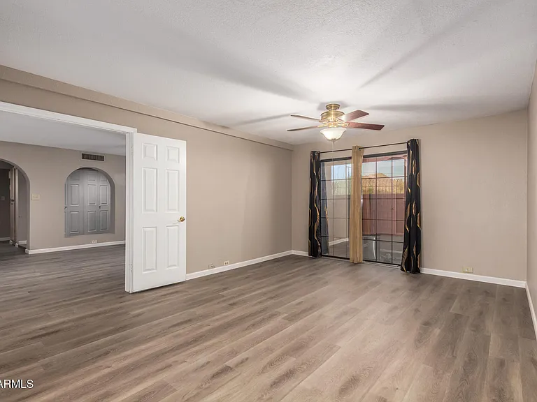 10410 N Cave Creek Rd #1011 — Photo 10