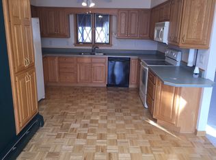 1606 4th St, Eldora, IA 50627