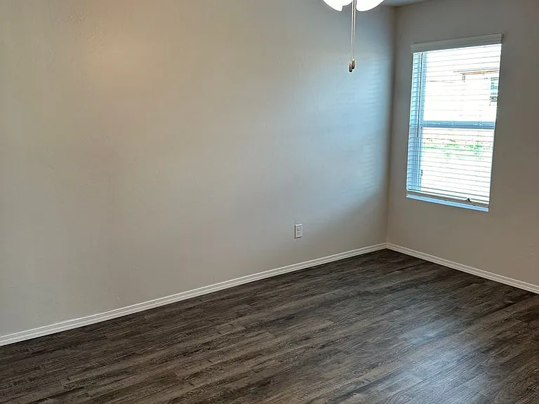 11628 Annette Dr — Photo 6