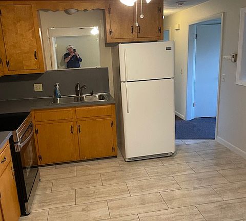 Entrance into kitchen