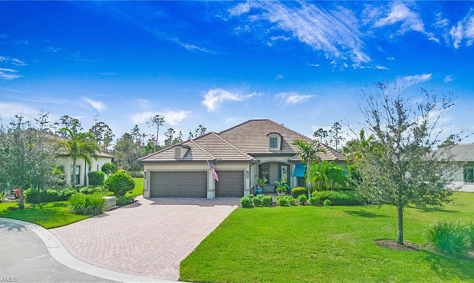 7788 Winding Cypress Dr