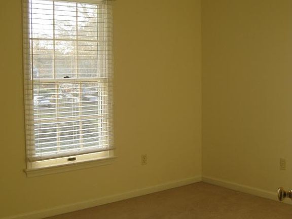 5th image of 6062 Bridle Ct