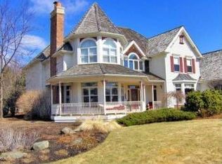 1250 Longmeadow Ln, Lake Forest, IL