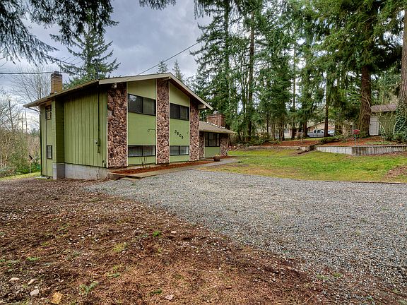2nd image of 3605 166th Ave E