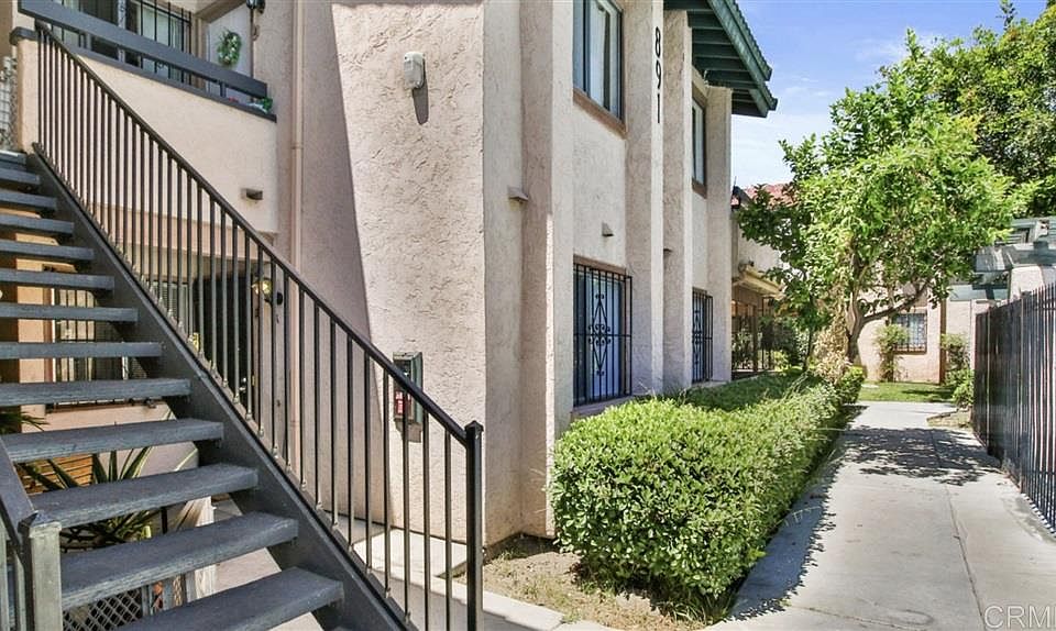 1st image of 891 W San Ysidro Blvd APT 3