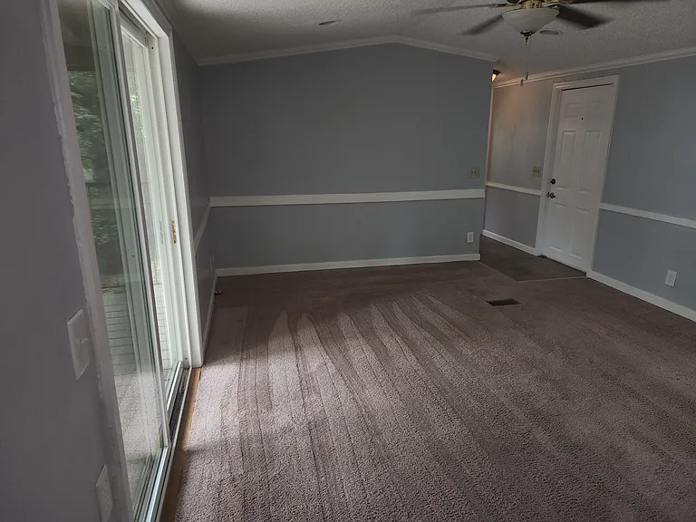 6806 Tree Top Dr — Photo 24