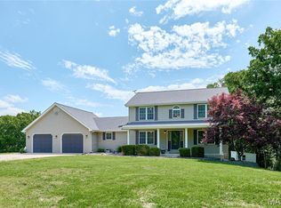 22 Wagon Wheel Dr, Troy, MO 63379