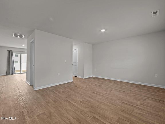 5th image of 1224 Riverstone Drive