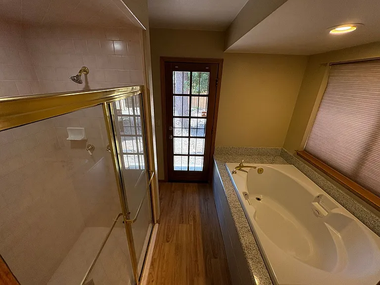 605 E Babcock Ave — Photo 5