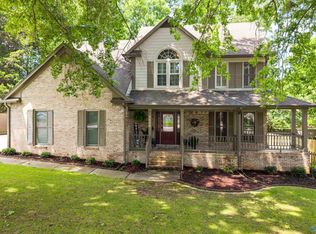 8698 Edgehill Dr SE, Huntsville, AL 35802