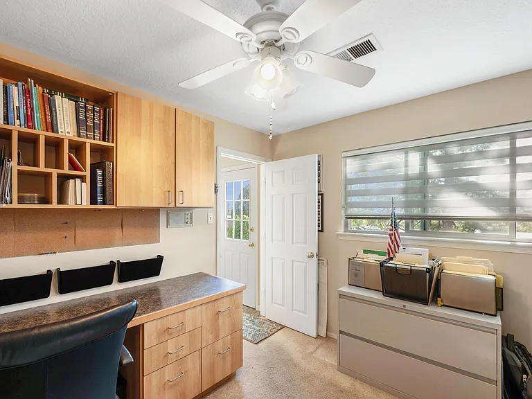 3615 Horacio Ct NE — Photo 16