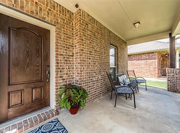 3rd image of 1208 Cypress Springs Trl