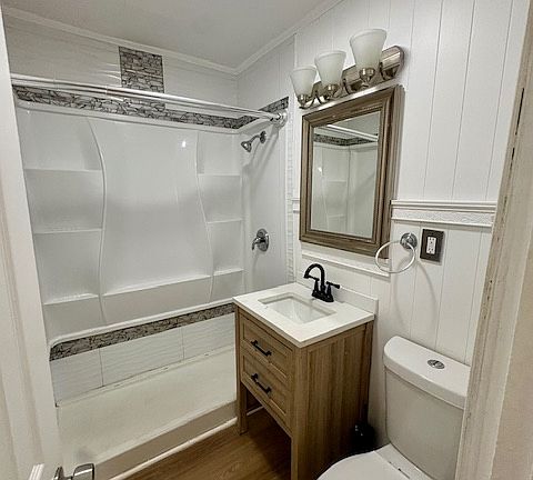 4th image of 767 20th Ave S #1