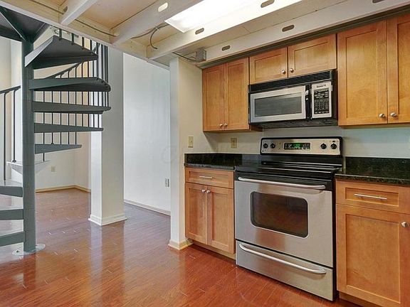 5th image of 110 N 3rd St Unit 610