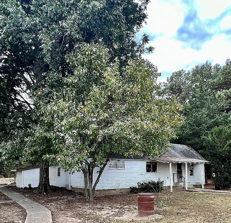 1675 Square Feet Home