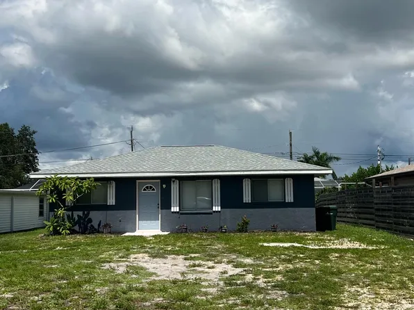 564 Leach St, Englewood, FL 34223